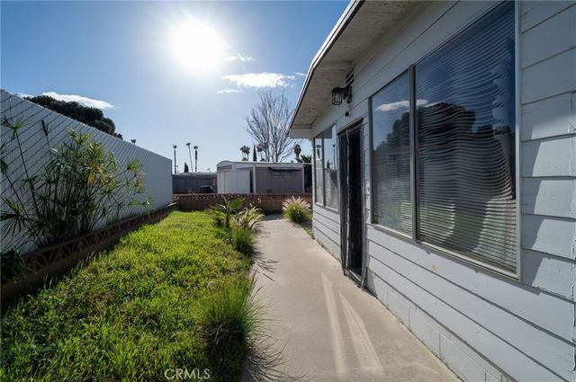 371 Santa Clara Circle, Hemet, CA 92543
