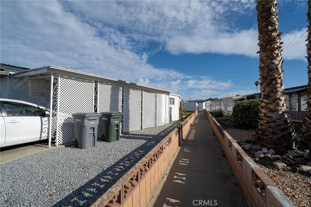 371 Santa Clara Circle, Hemet, CA 92543