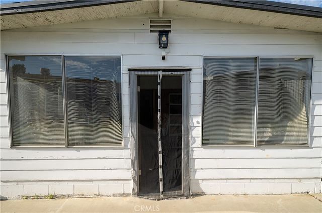 371 Santa Clara Circle, Hemet, CA 92543