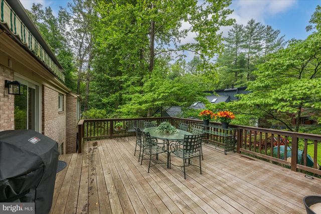 9225 ALDERSHOT DR, Bethesda, MD 20817