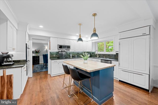 9225 ALDERSHOT DR, Bethesda, MD 20817