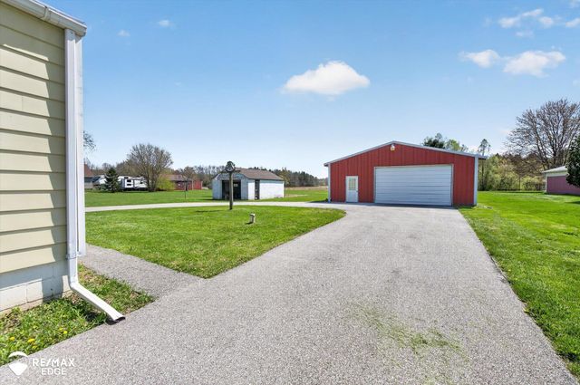 5391 W Dodge Road, Vienna Twp, MI 48420