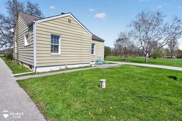 5391 W Dodge Road, Vienna Twp, MI 48420