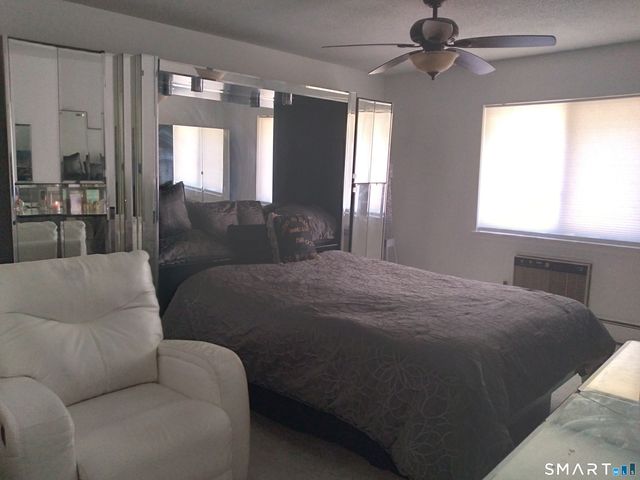 943 High Path Road 943, Windsor, CT 06095