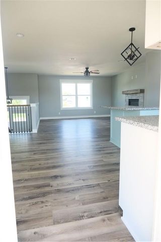 1903 NW Washam Court, Grain Valley, MO 64029