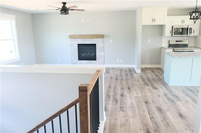 1903 NW Washam Court, Grain Valley, MO 64029