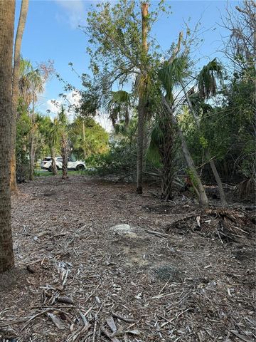 1471 S ESTUARY DRIVE, Crystal River, FL 34429