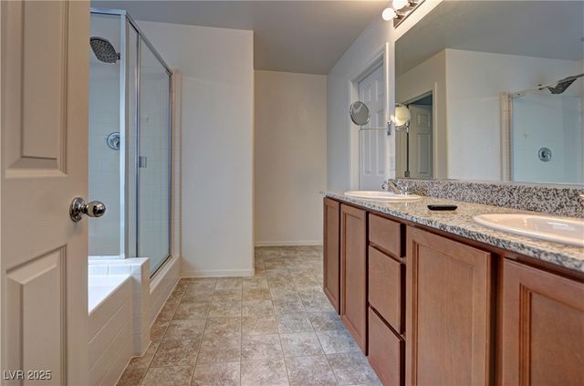 5821 Petrified Tree Lane, North Las Vegas, NV 89081