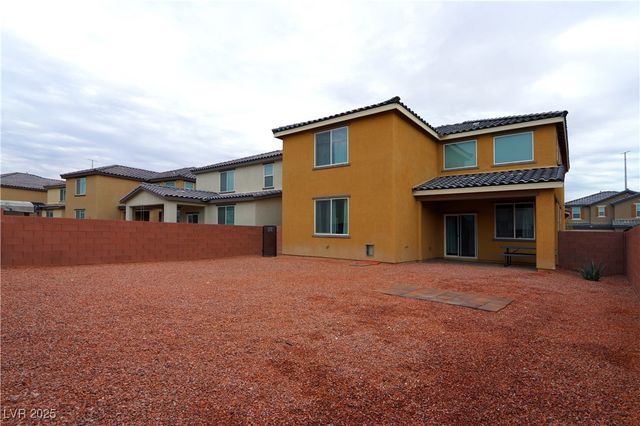 5821 Petrified Tree Lane, North Las Vegas, NV 89081