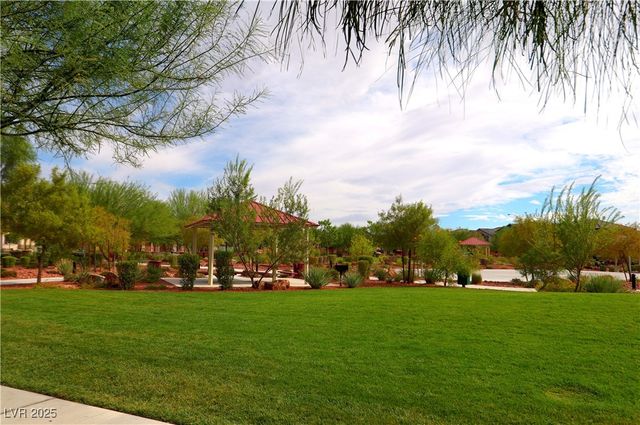 5821 Petrified Tree Lane, North Las Vegas, NV 89081