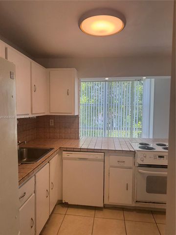 210 172nd St 429, Sunny Isles Beach, FL 33160