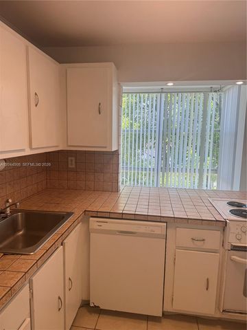 210 172nd St 429, Sunny Isles Beach, FL 33160