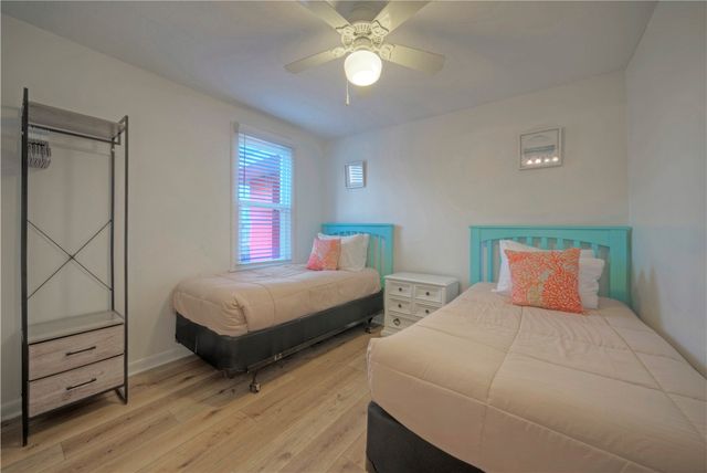 3615 Shore Dr, Corpus Christi, TX 78418