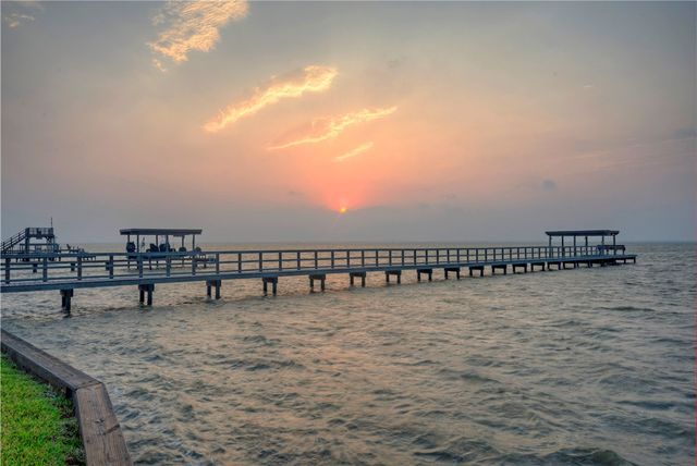 3615 Shore Dr, Corpus Christi, TX 78418