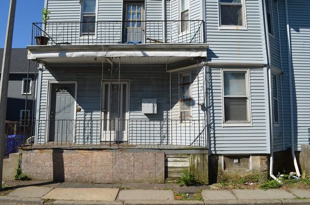 2-4 Howard Pl, Boston, MA 02125