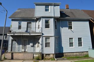 2-4 Howard Pl, Boston, MA 02125