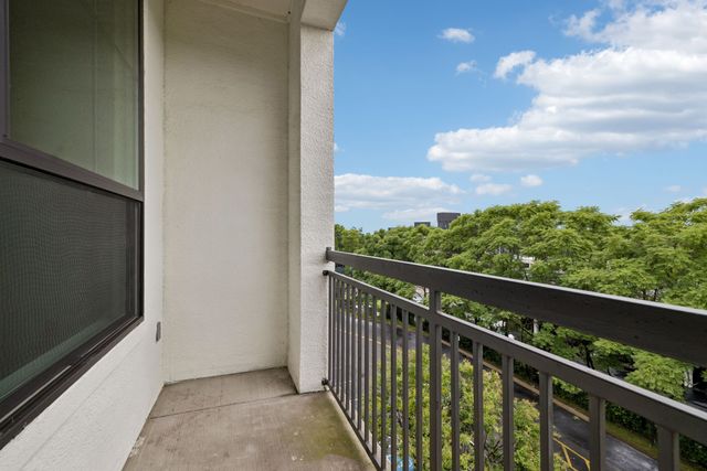 2600 Hillsboro Pike Apt 409, Nashville, TN 37212