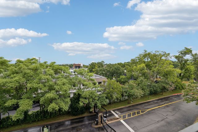 2600 Hillsboro Pike Apt 409, Nashville, TN 37212