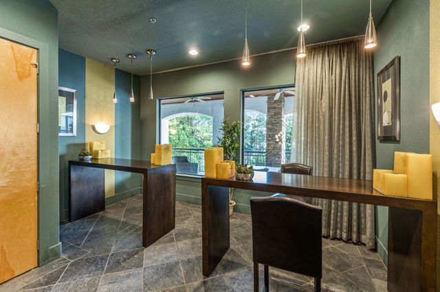 2600 Hillsboro Pike Apt 409, Nashville, TN 37212
