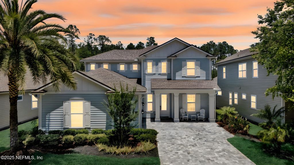 384 FRESHWATER Drive, St. Johns, FL 32259