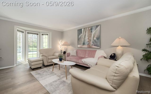 3862 Stone Haven Drive, Troy, MI 48084