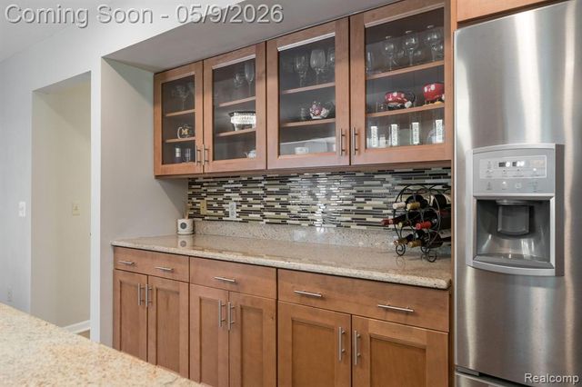 3862 Stone Haven Drive, Troy, MI 48084