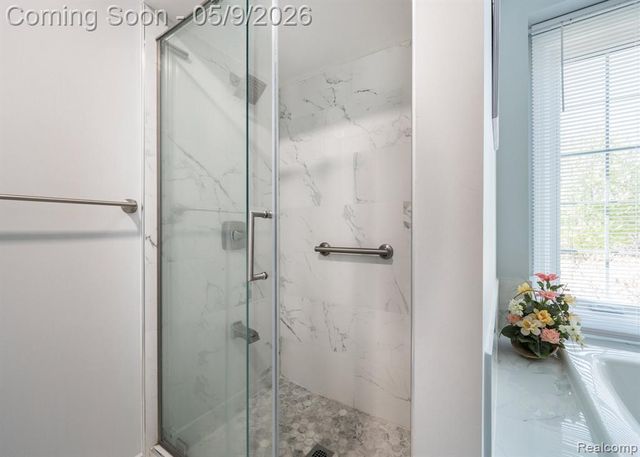 3862 Stone Haven Drive, Troy, MI 48084