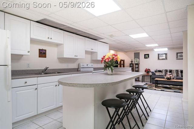 3862 Stone Haven Drive, Troy, MI 48084