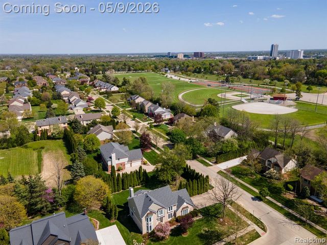 3862 Stone Haven Drive, Troy, MI 48084