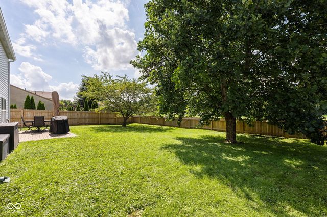 19135 Calico Aster Drive, Noblesville, IN 46062