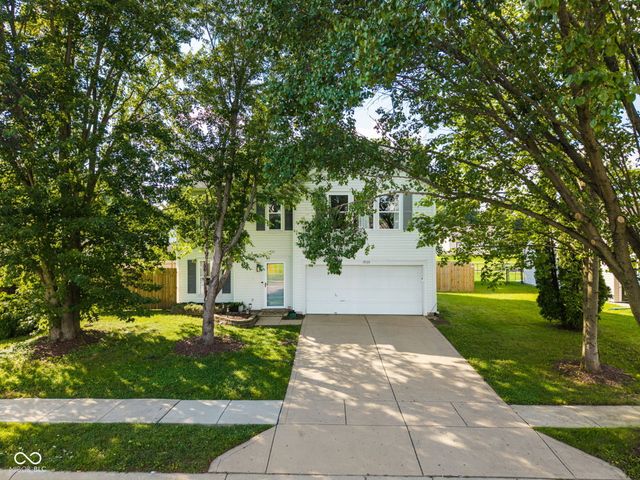 19135 Calico Aster Drive, Noblesville, IN 46062