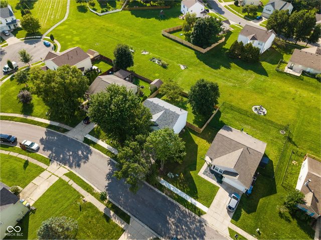 19135 Calico Aster Drive, Noblesville, IN 46062