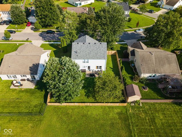 19135 Calico Aster Drive, Noblesville, IN 46062