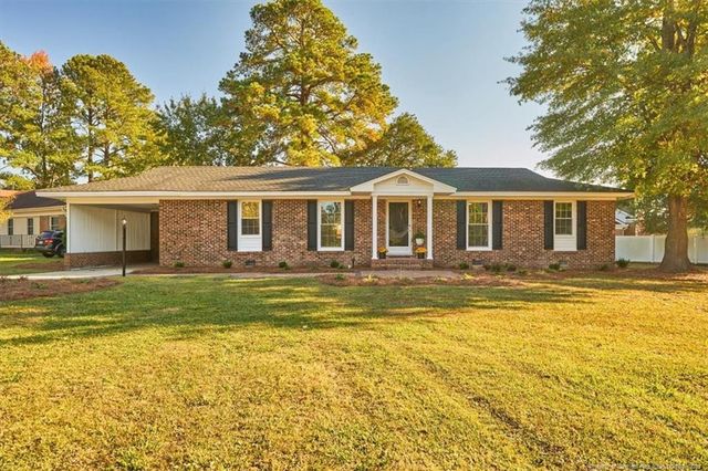 3304 N McMillian Street, Lumberton, NC 28358