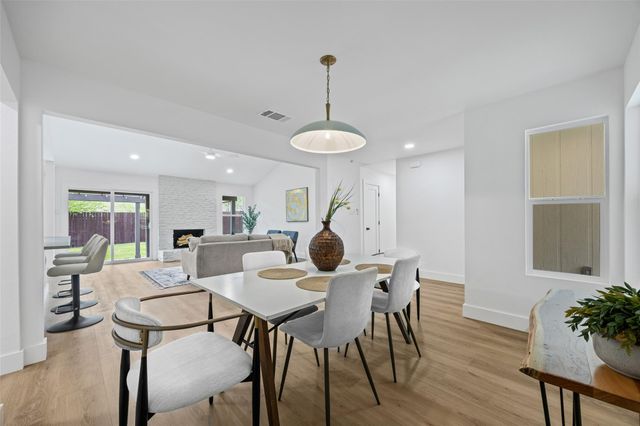 7900 KENESHAW DR, Austin, TX 78745