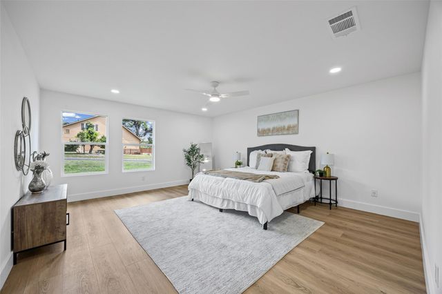 7900 KENESHAW DR, Austin, TX 78745