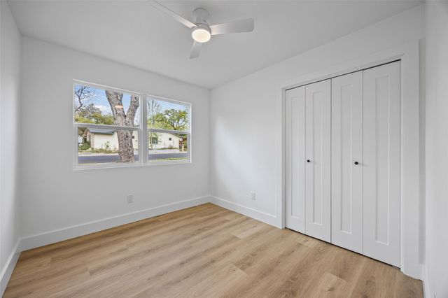 7900 KENESHAW DR, Austin, TX 78745