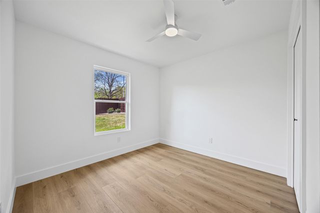 7900 KENESHAW DR, Austin, TX 78745