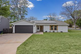 7900 KENESHAW DR, Austin, TX 78745