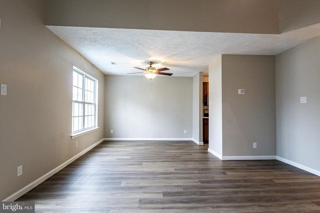 21 PARK SIDE DR, Sicklerville, NJ 08081