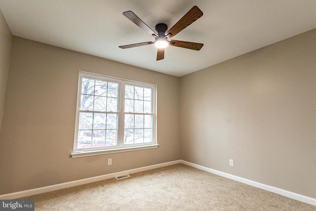 21 PARK SIDE DR, Sicklerville, NJ 08081