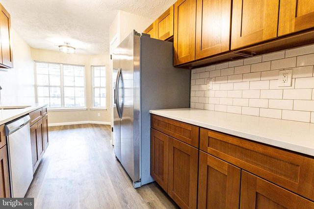 21 PARK SIDE DR, Sicklerville, NJ 08081