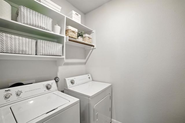 324 Mountain Valley ST, Georgetown, TX 78628