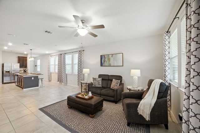 324 Mountain Valley ST, Georgetown, TX 78628