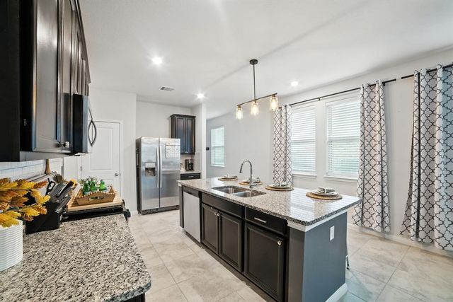 324 Mountain Valley ST, Georgetown, TX 78628