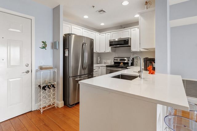 360 Revere Beach Blvd 309, Revere, MA 02151