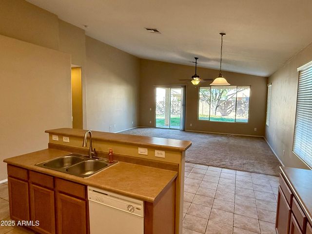 21992 E Camina Plata, Queen Creek, AZ 85142