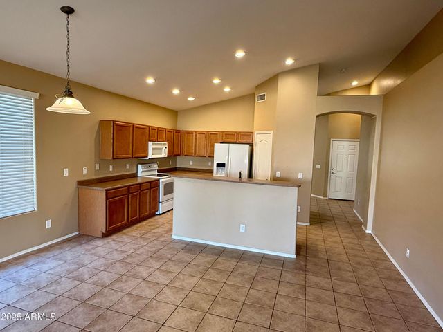 21992 E Camina Plata, Queen Creek, AZ 85142