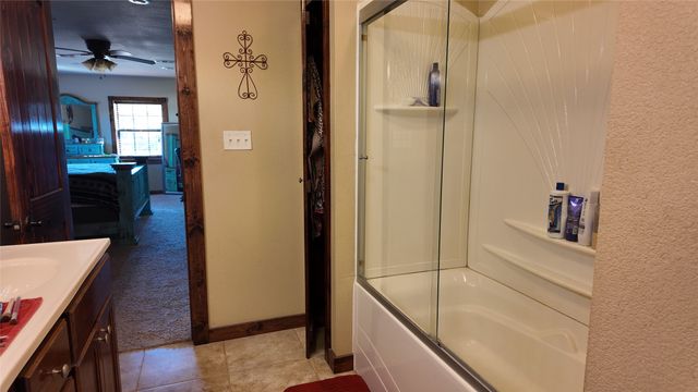 200 County Road 1260, Decatur, TX 76234