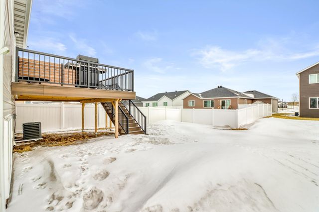 3646 Chinook Drive S, Fargo, ND 58104